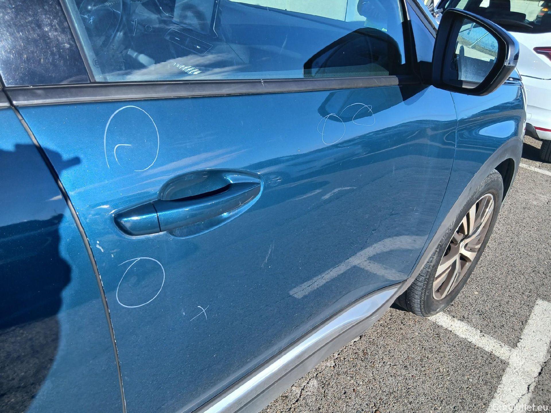  Peugeot  3008 PEUGEOT  / 2020 / 5P / todoterreno 1.5 BlueHDi 96kW (130CV) S&S Allure EAT8 #43