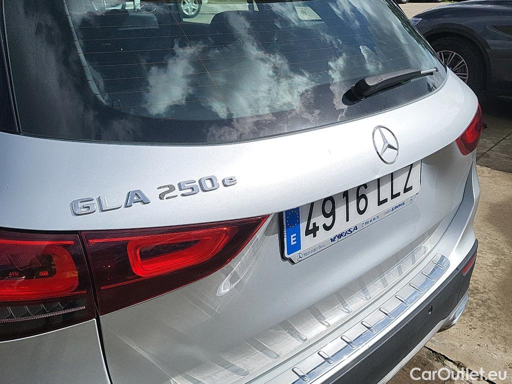  Mercedes  GLA MERCEDES-BENZ  / 2020 / 5P / todoterreno  250 e #15