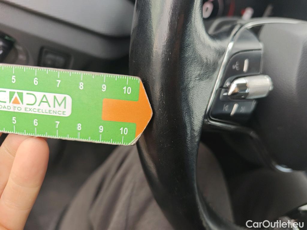  Skoda  KAMIQ SKODA  1.0 TSI 81kW (110CV) DSG Ambition #29