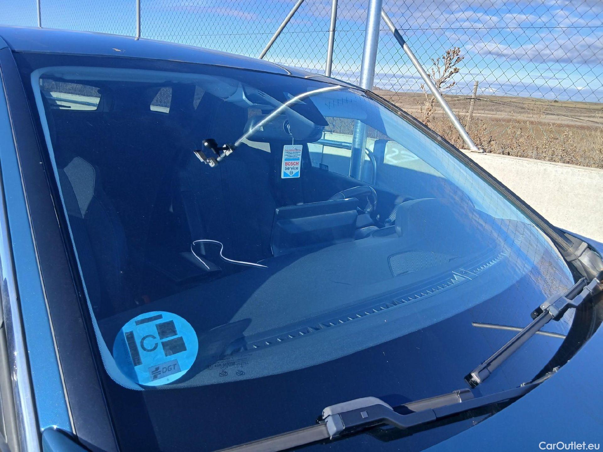  Peugeot  3008 PEUGEOT  / 2020 / 5P / todoterreno 1.5 BlueHDi 96kW (130CV) S&S Allure EAT8 #13