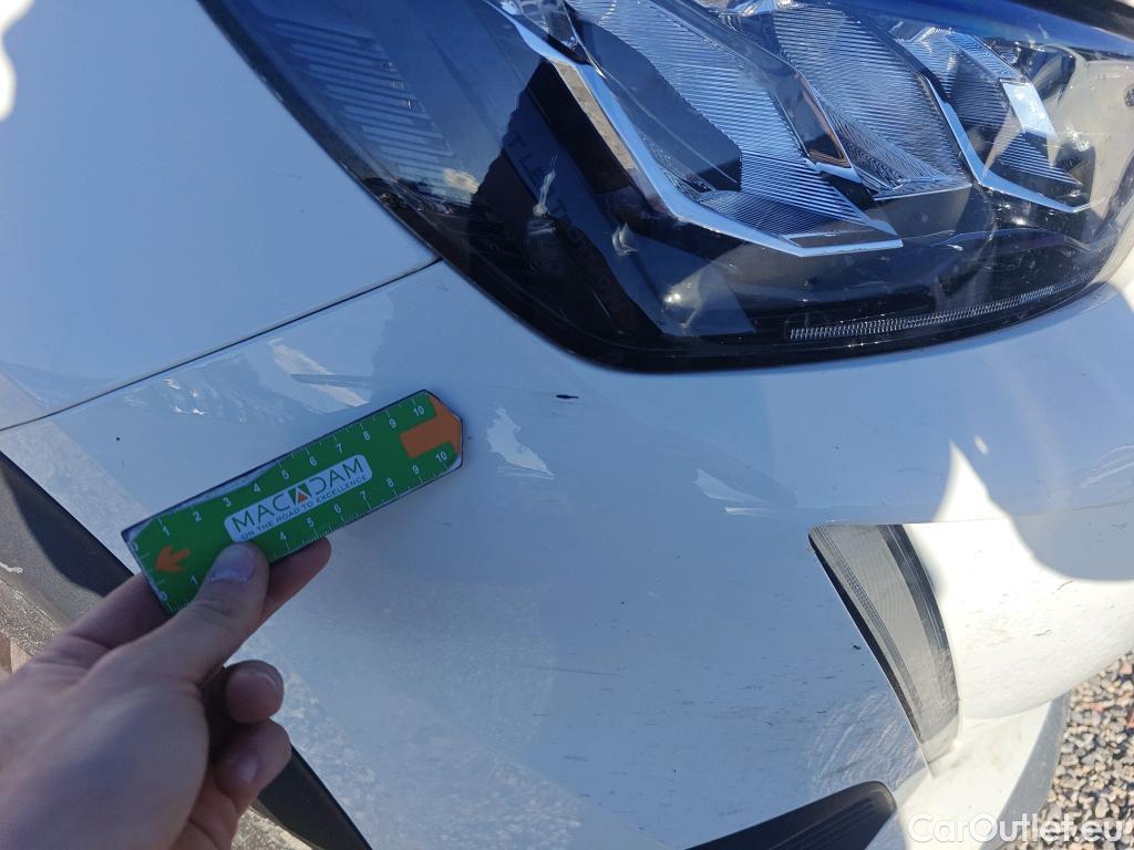  Peugeot  2008 PEUGEOT  / 2019 / 5P / todoterreno Allure BlueHDI 81kW (110CV) #29