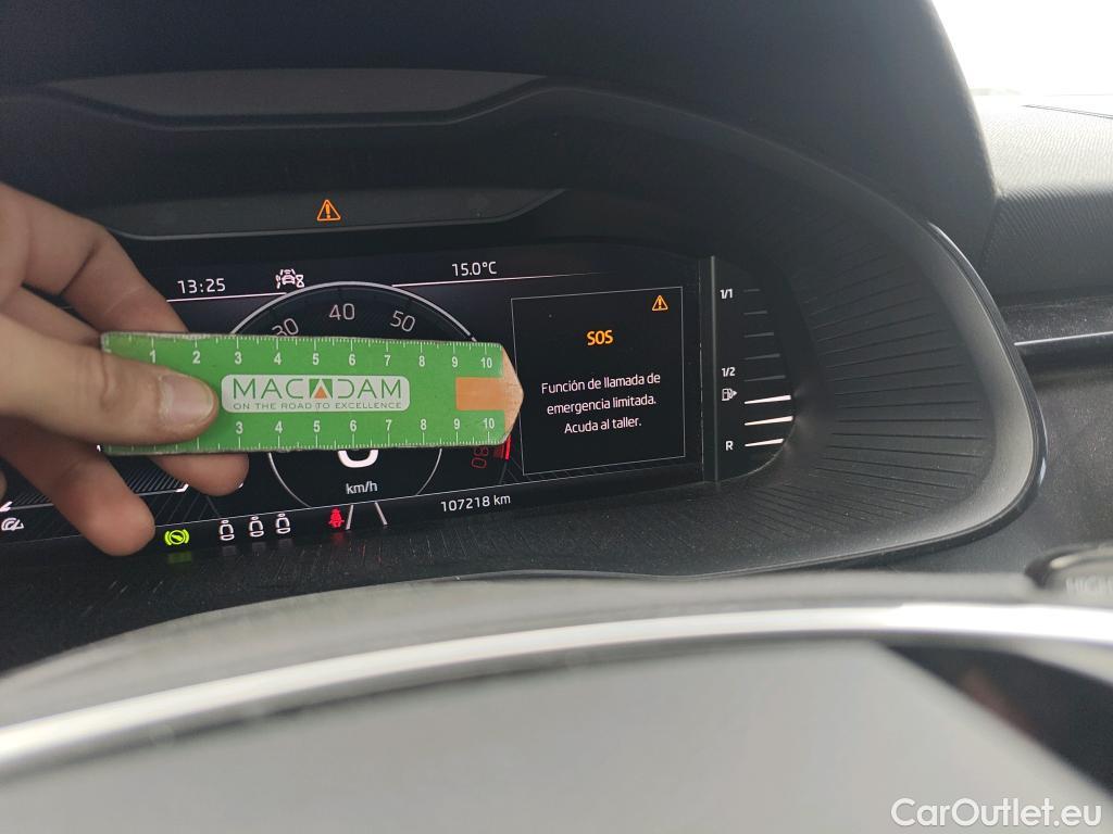  Skoda  KAMIQ SKODA  1.0 TSI 81kW (110CV) DSG Ambition #51