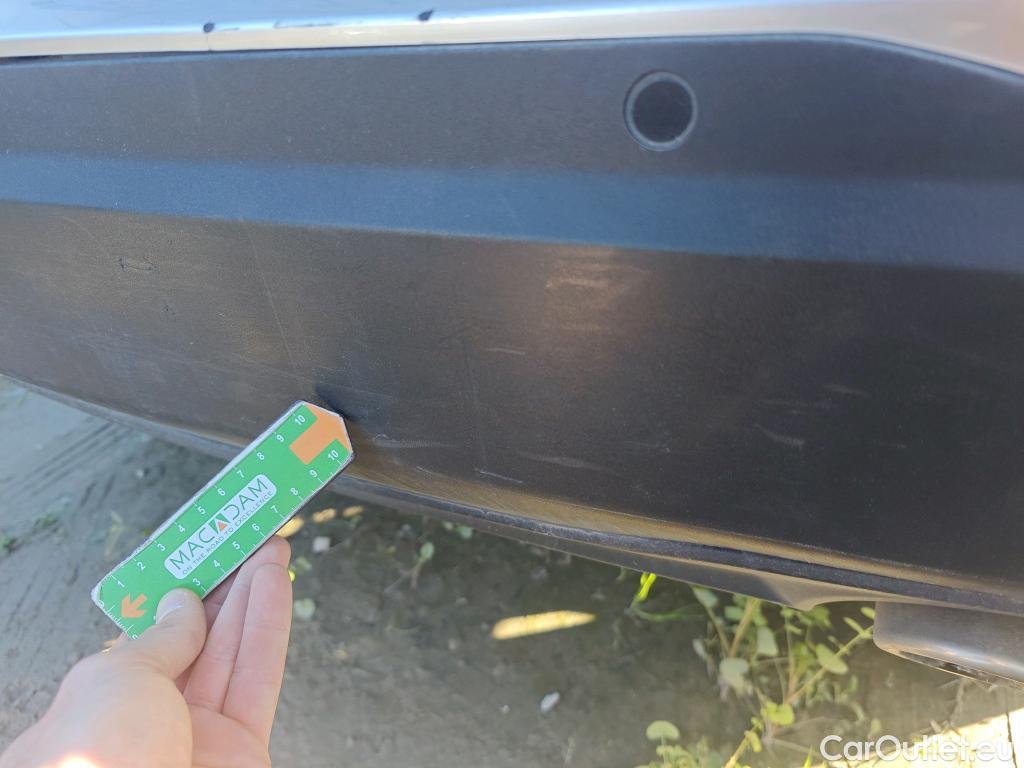  Peugeot  2008 PEUGEOT  / 2019 / 5P / todoterreno Allure BlueHDI 81kW (110CV) #26