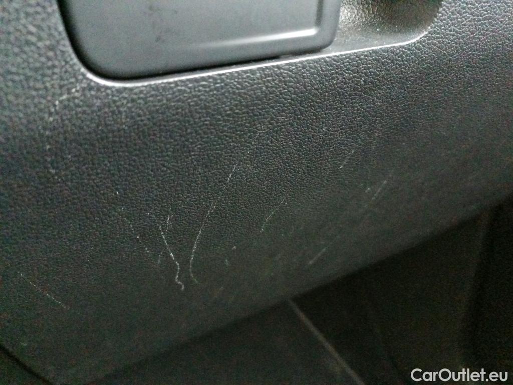  Volkswagen  Tiguan VOLKSWAGEN  / 2020 / 5P / todoterreno Life 1.4 TSI eHybrid 180kW (245CV) DSG #16