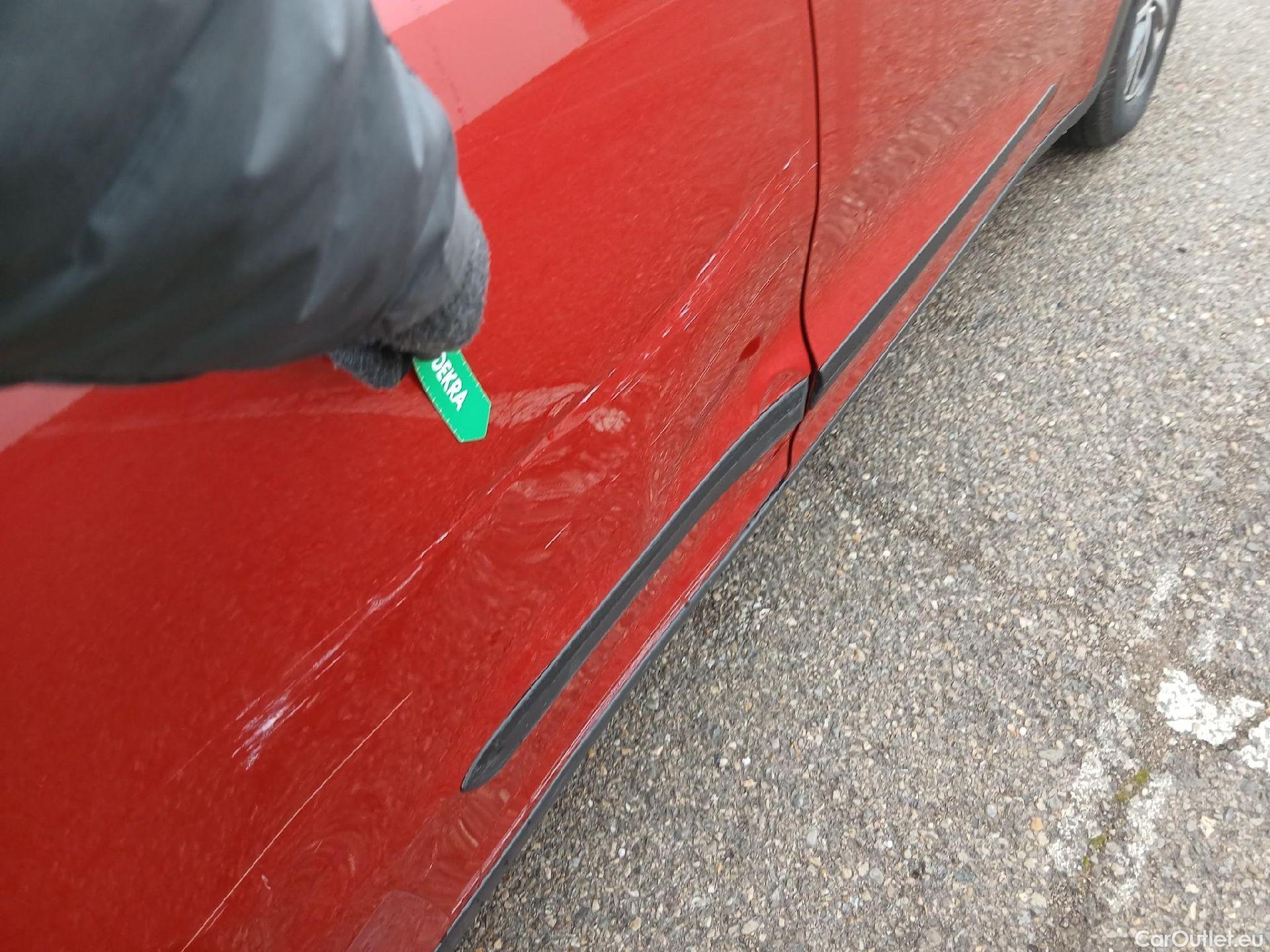  KIA  Niro KIA  / 2019 / 5P / crossover 1.6 GDi HEV 104kW (141CV) Drive #26