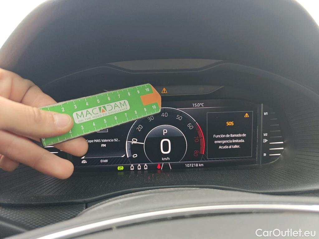  Skoda  KAMIQ SKODA  1.0 TSI 81kW (110CV) DSG Ambition #52