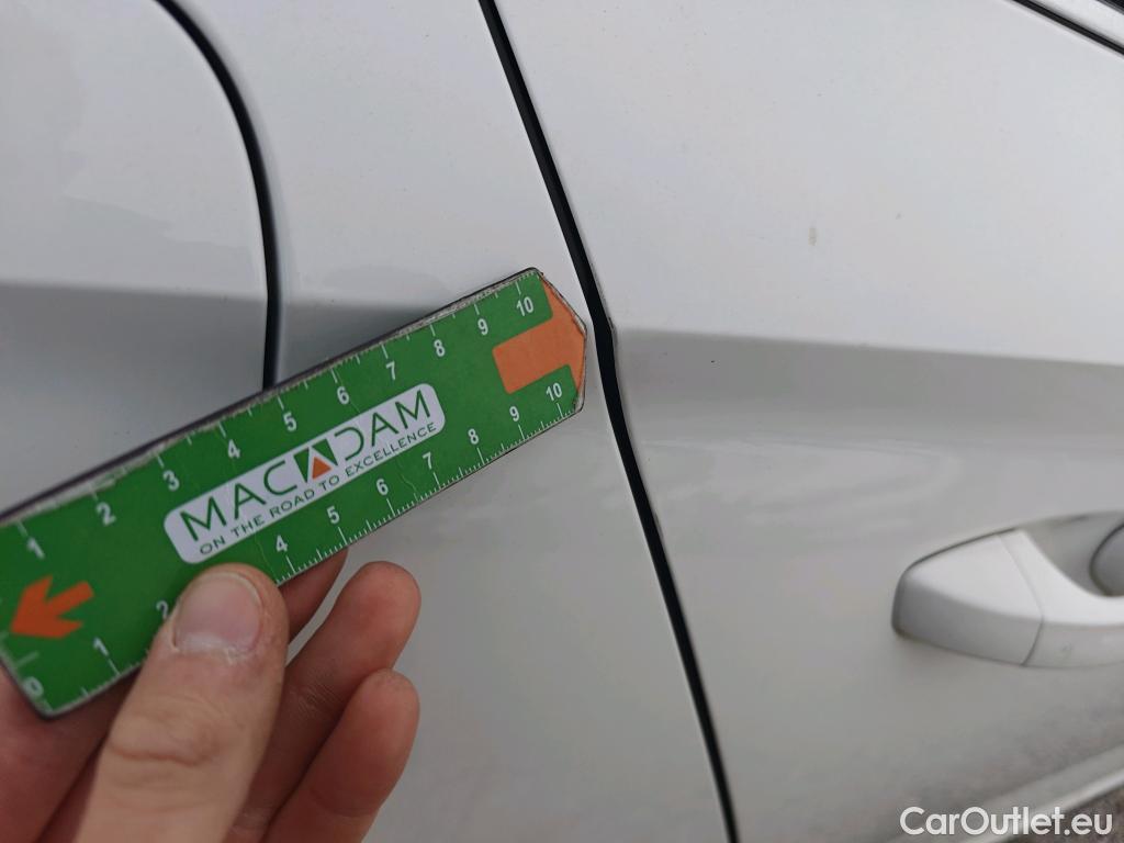  Skoda  KAMIQ SKODA  1.0 TSI 81kW (110CV) DSG Ambition #58