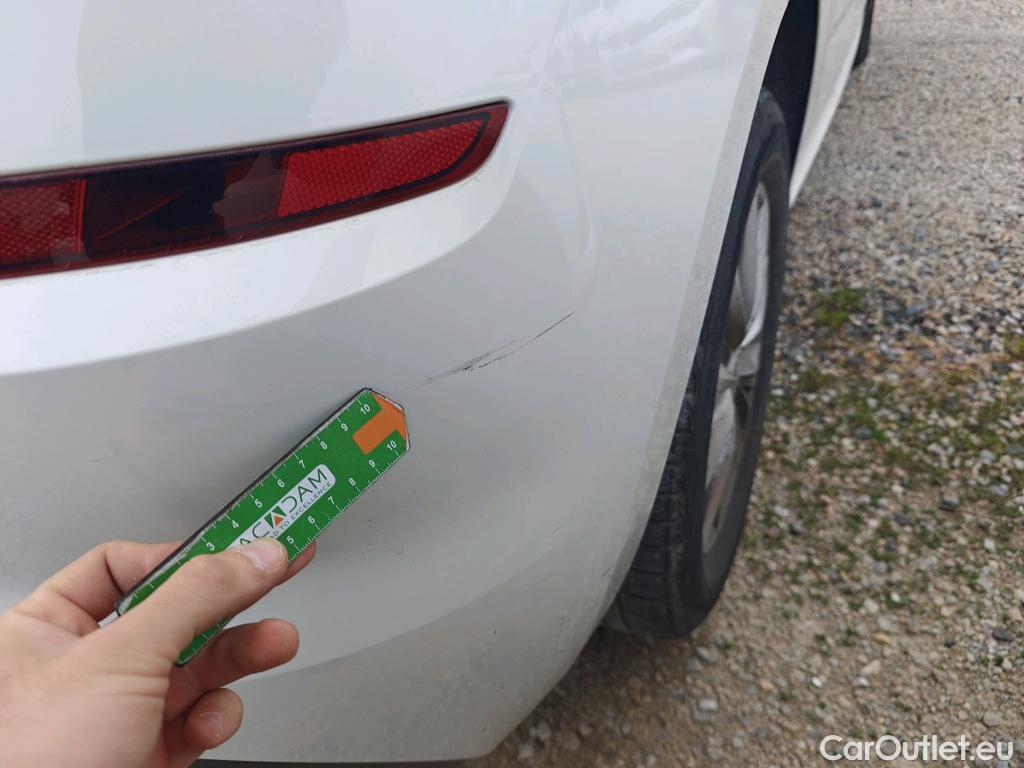  Skoda  KAMIQ SKODA  1.0 TSI 81kW (110CV) DSG Ambition #36