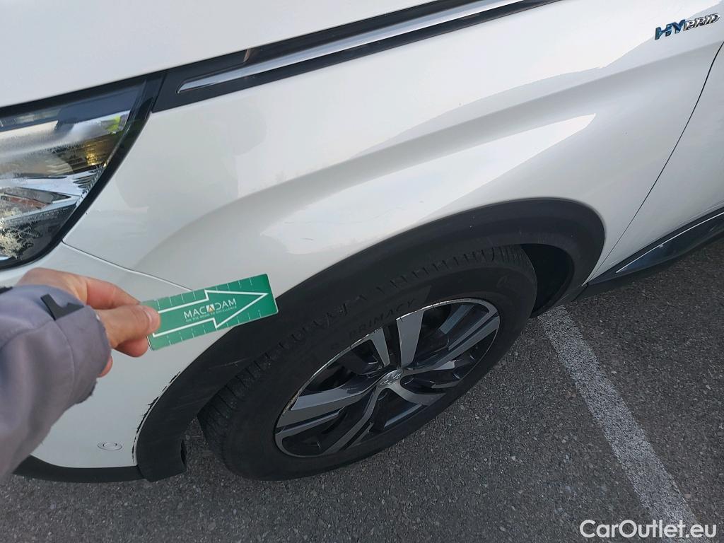  Peugeot  3008 PEUGEOT  Hybrid / 2016 / 5P / todoterreno 225 e-EAT8 GT Line #22