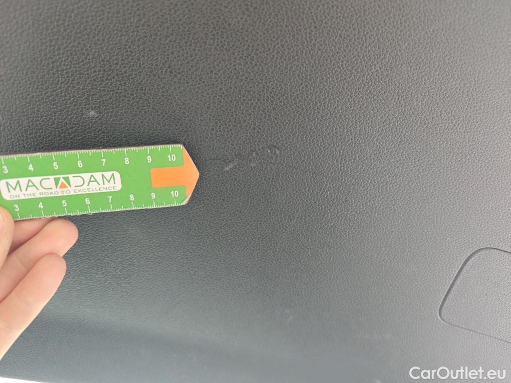  Skoda  KAMIQ SKODA  1.0 TSI 81kW (110CV) DSG Ambition #26