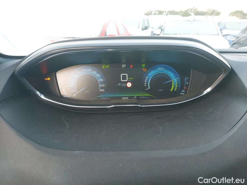  Peugeot  3008 PEUGEOT  Hybrid / 2016 / 5P / todoterreno 225 e-EAT8 GT Line #27