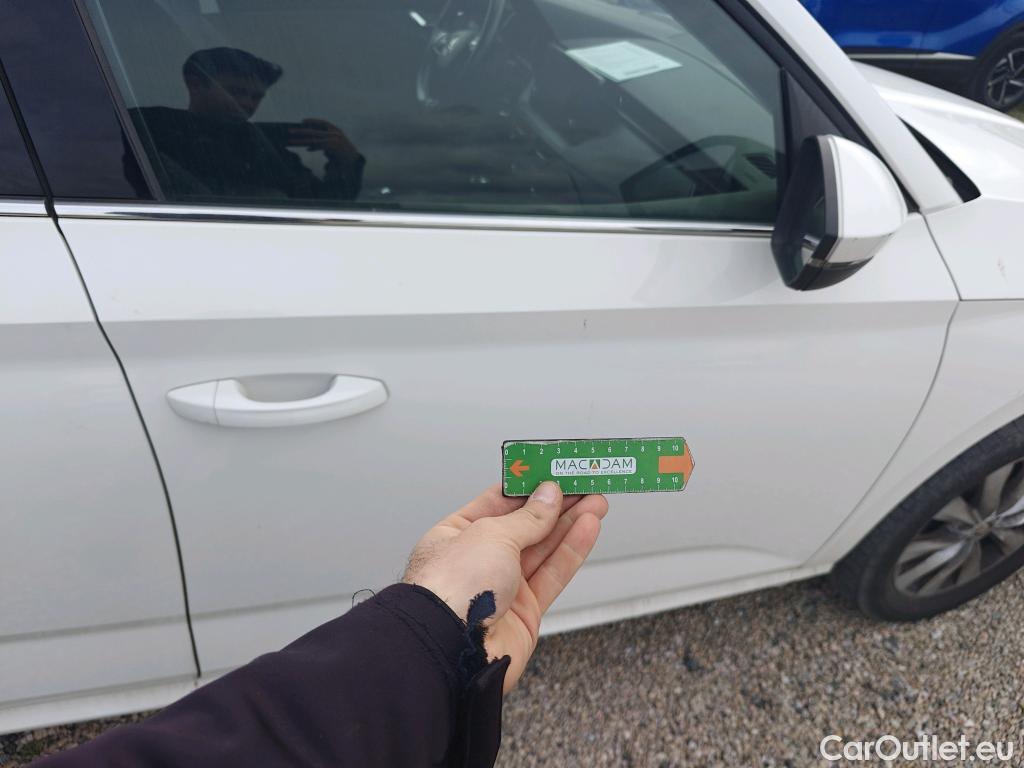  Skoda  KAMIQ SKODA  1.0 TSI 81kW (110CV) DSG Ambition #59