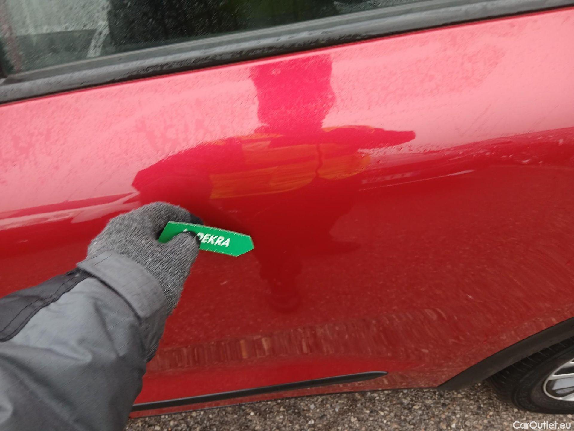  KIA  Niro KIA  / 2019 / 5P / crossover 1.6 GDi HEV 104kW (141CV) Drive #10