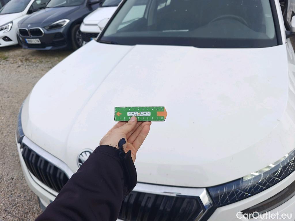  Skoda  KAMIQ SKODA  1.0 TSI 81kW (110CV) DSG Ambition #5