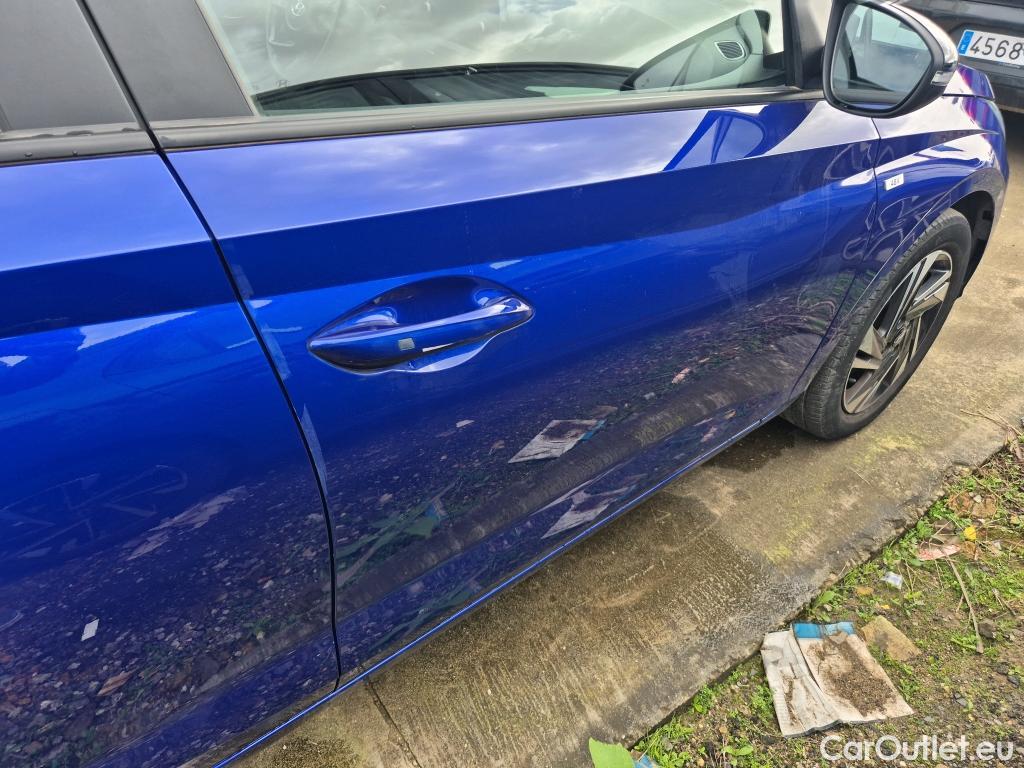  Hyundai  i20 HYUNDAI  / 2020 / 5P / berlina con portón 1.0 TGDI 74kW (100CV) 48V Tecno #28