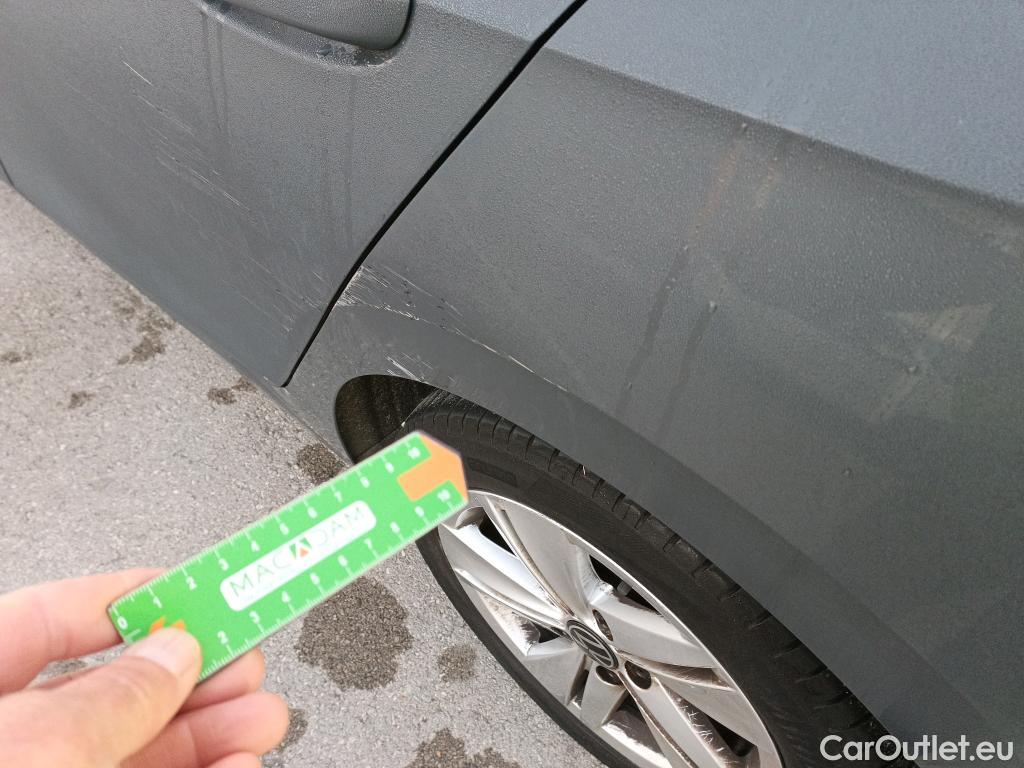  Volkswagen  Golf  VOLKSWAGEN / 2020 / 5P / berlina con portón Life 1.5 TSI 110kW (150CV) #3