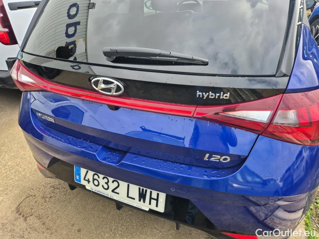  Hyundai  i20 HYUNDAI  / 2020 / 5P / berlina con portón 1.0 TGDI 74kW (100CV) 48V Tecno #40