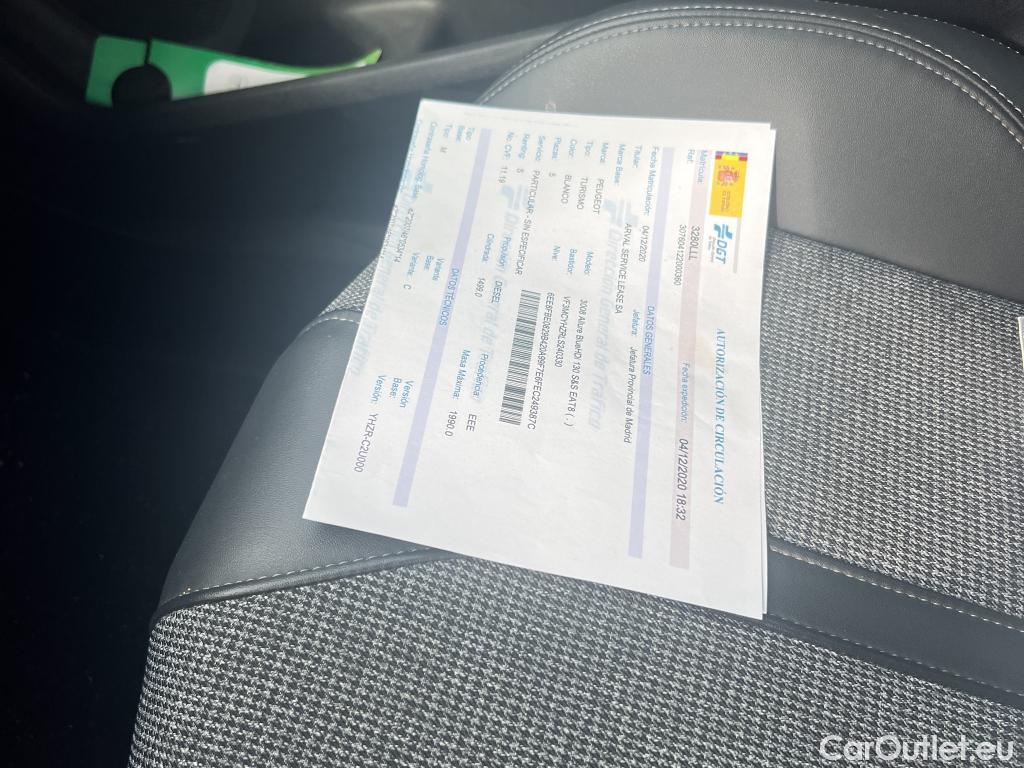  Peugeot  3008 PEUGEOT  / 2016 / 5P / todoterreno 1.5 BlueHDi 96kW (130CV) S&S Allure EAT8 #34