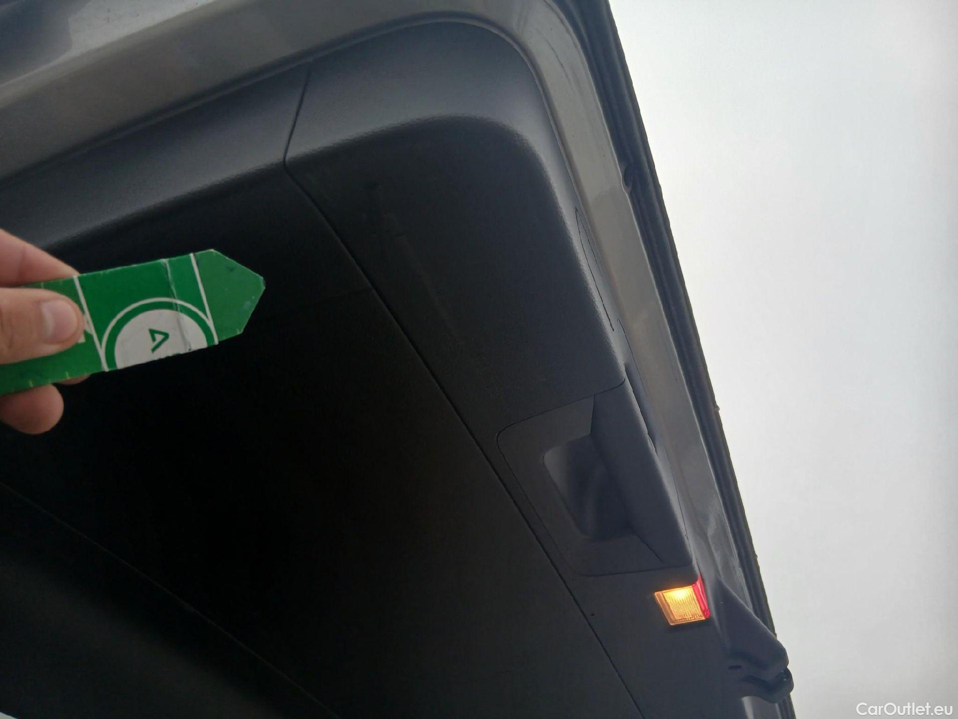  Mercedes  G-Klasee MERCEDES-BENZ Clase GLC / 2019 / 5P / todoterreno GLC 300 de 4MATIC #2