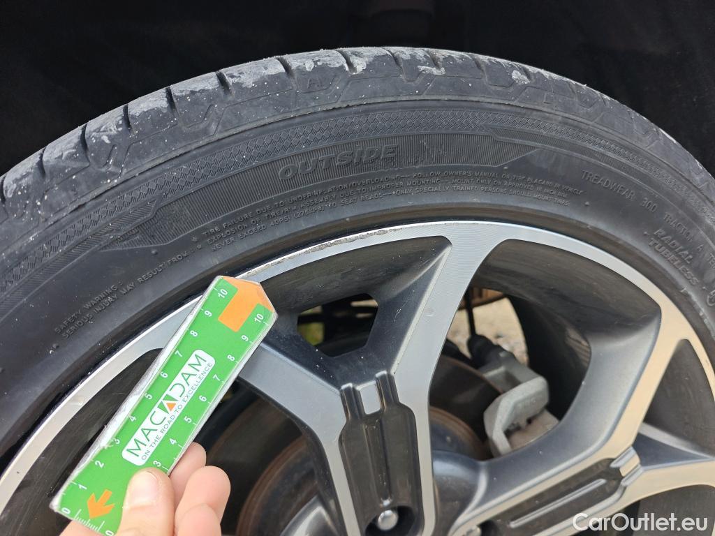  KIA  XCeed KIA  / 2019 / 5P / todoterreno 1.6 GDi PHEV 104kW (141CV) eTech #18