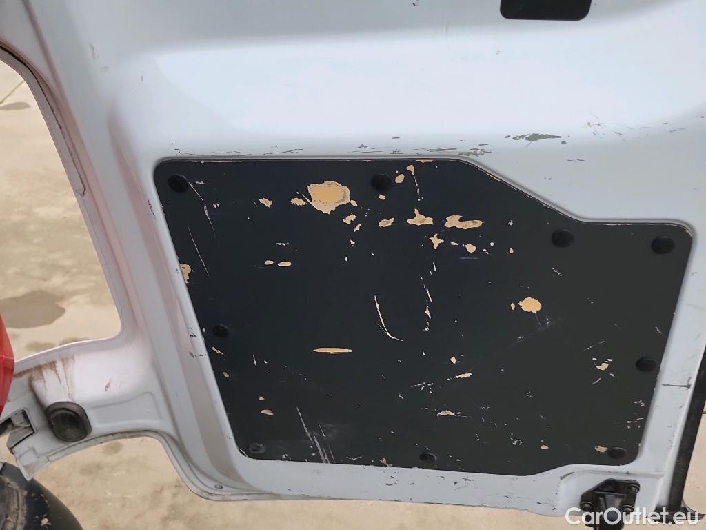  Land Rover  Discovery FIAT Scudo / 2021 / 4P / furgón Furgón L2 120cv MT6 Business #36