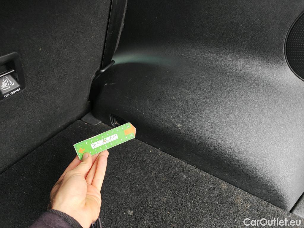  KIA  Sportage KIA  1.6MHEV Drive 100kW(136CV) 4x2(Crist Tintados) #65