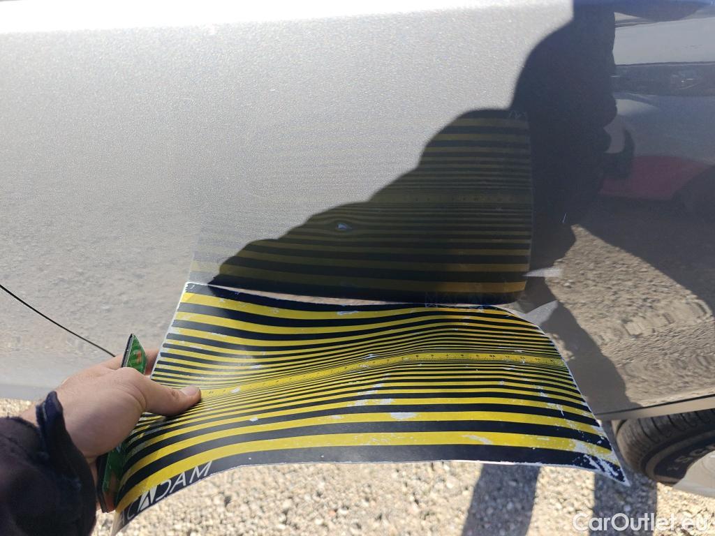  Land Rover  Discovery LAND ROVER  Sport / 2019 / 5P / todoterreno 2.0D eD4 150 PS FWD Manual Standard #4