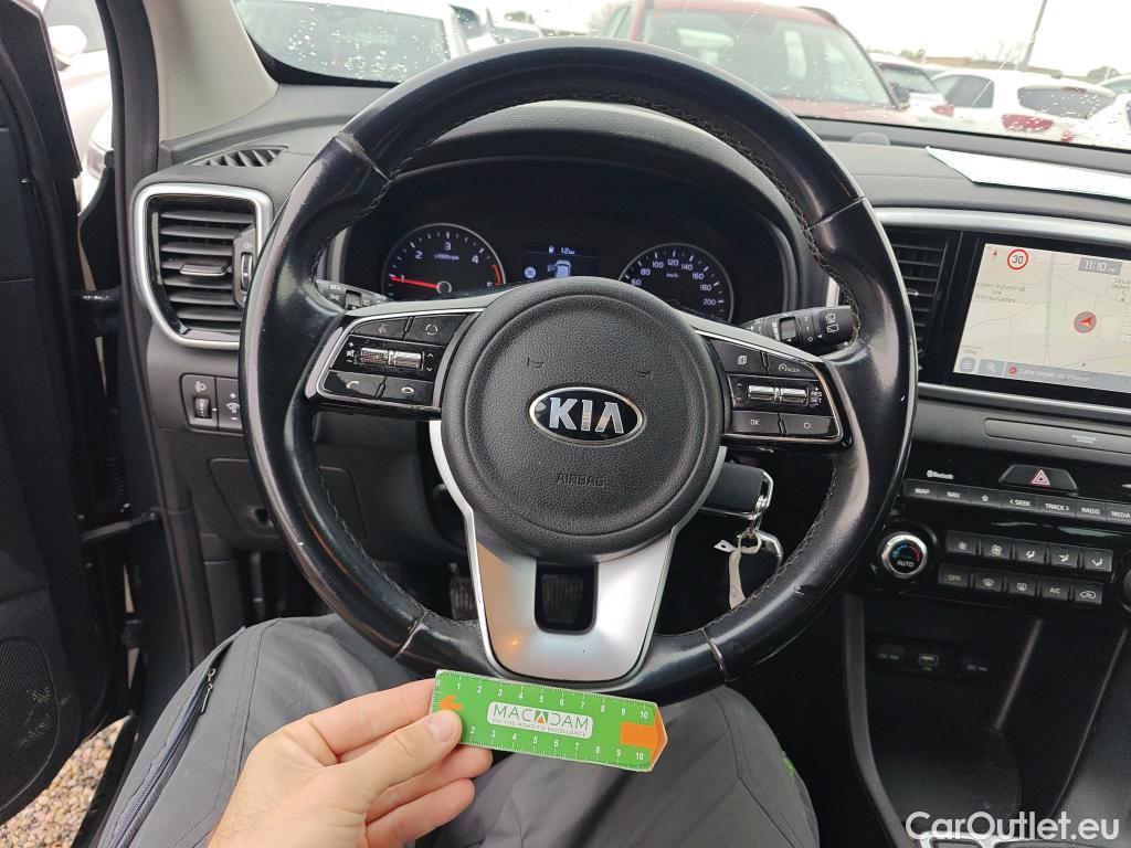  KIA  Sportage KIA  1.6MHEV Drive 100kW(136CV) 4x2(Crist Tintados) #68