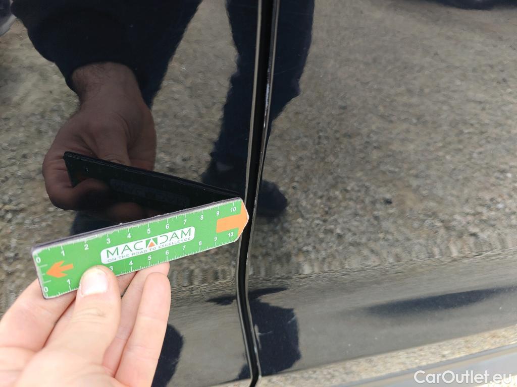  Hyundai  Tucson HYUNDAI  / 2018 / 5P / todoterreno 1.6CRDI 100kW (136CV) 48V N-Line DCT 4X2 #39