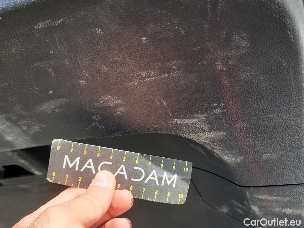  Volkswagen  Golf  VOLKSWAGEN / 2020 / 5P / berlina con portón Life 1.0 eTSI 81kW (110CV) DSG #11