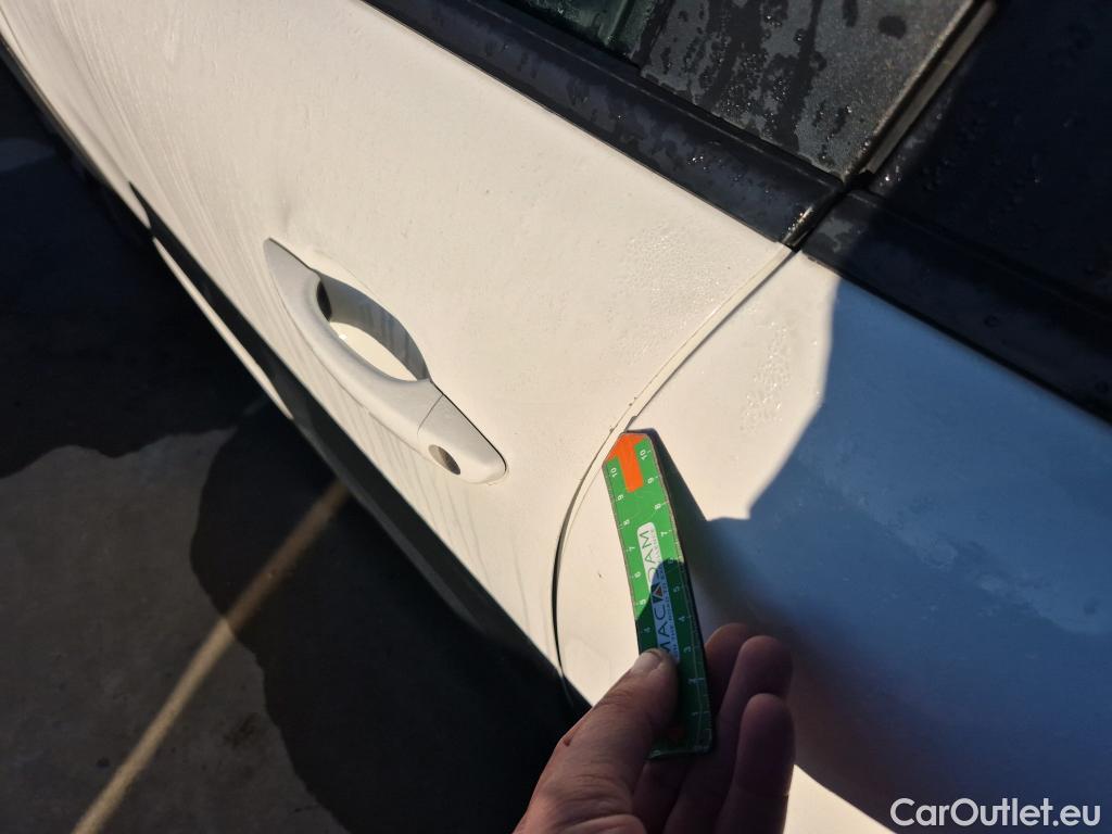  Citroen  C3 CITROEN  / 2020 / 5P / berlina con portón PureTech 81KW (110CV) S&S Feel Pack (AC2) #8