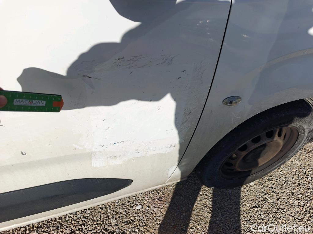  Citroen  Berlingo CITROEN  / 2018 / 4P / combi Talla M BlueHDi 100 LIVE (AC) #20