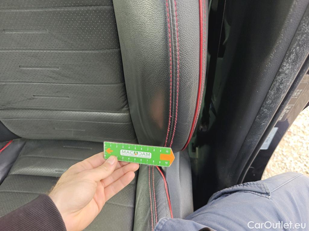  Hyundai  Tucson HYUNDAI  / 2018 / 5P / todoterreno 1.6CRDI 100kW (136CV) 48V N-Line DCT 4X2 #49