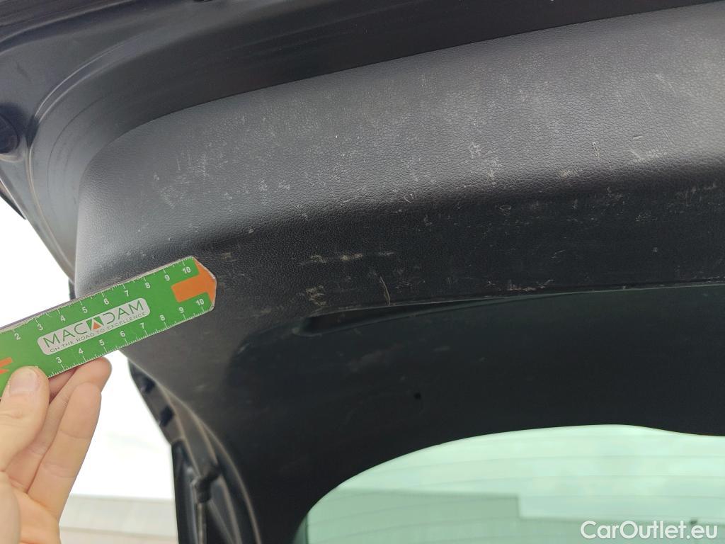  Hyundai  Tucson HYUNDAI  / 2018 / 5P / todoterreno 1.6CRDI 100kW (136CV) 48V N-Line DCT 4X2 #65