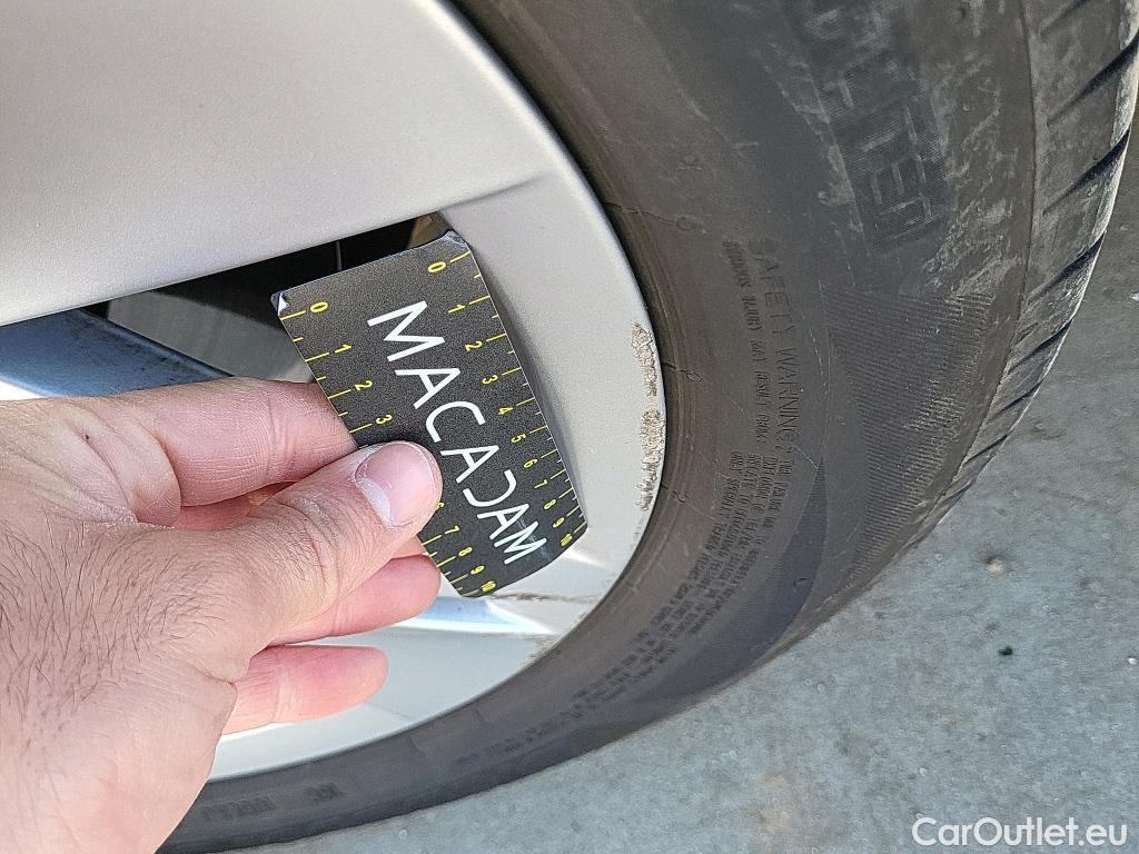  Volkswagen  Golf  VOLKSWAGEN / 2020 / 5P / berlina con portón Life 1.0 eTSI 81kW (110CV) DSG #5