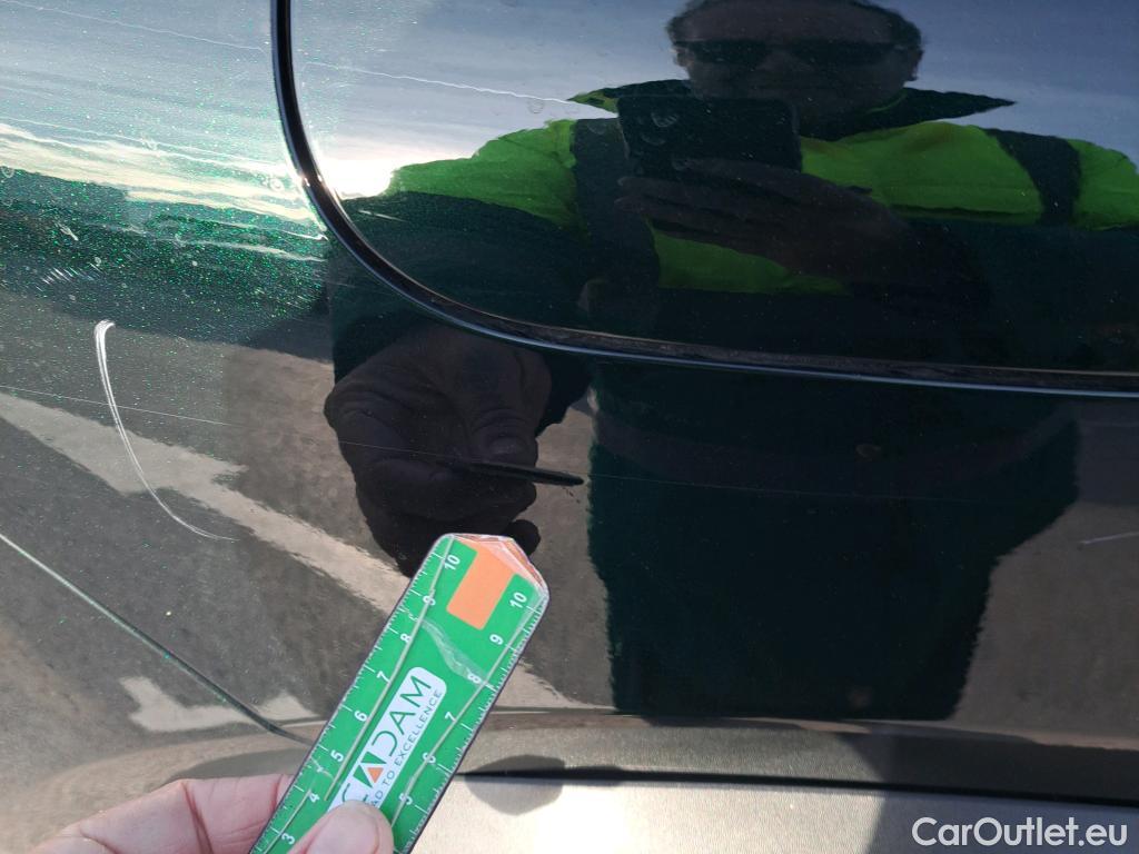  Mercedes  G-Klasee MERCEDES-BENZ GLE / 2018 / 5P / todoterreno GLE 350 de 4MATIC (Híbrido Enchufable) #56