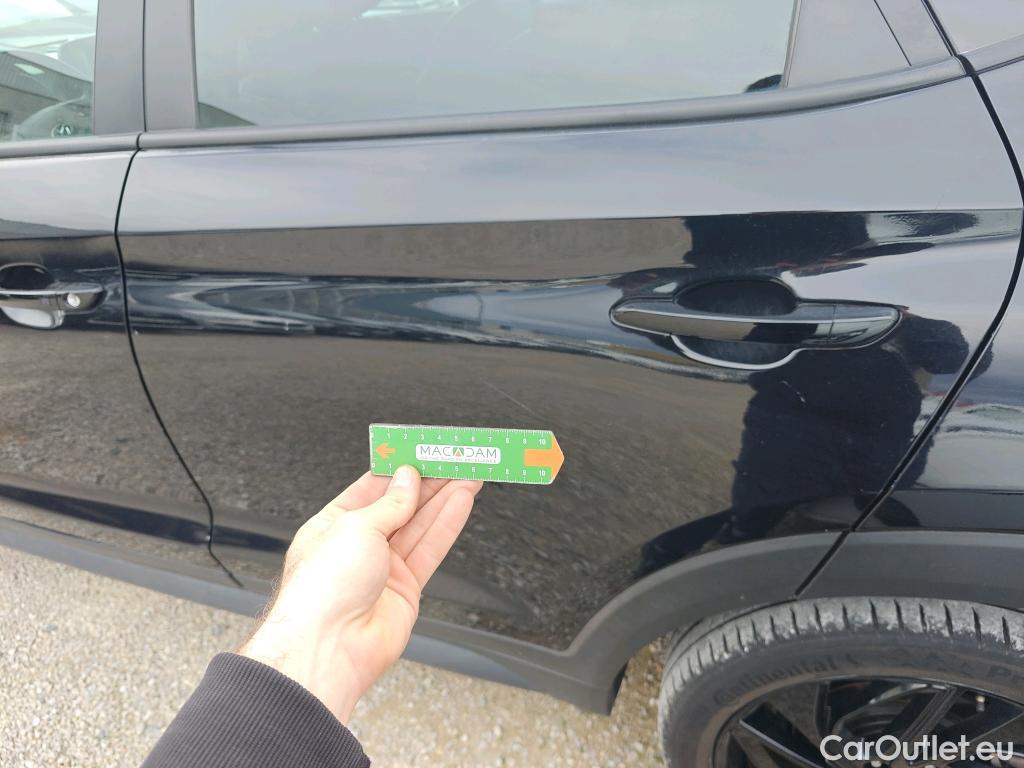  Hyundai  Tucson HYUNDAI  / 2018 / 5P / todoterreno 1.6CRDI 100kW (136CV) 48V N-Line DCT 4X2 #23