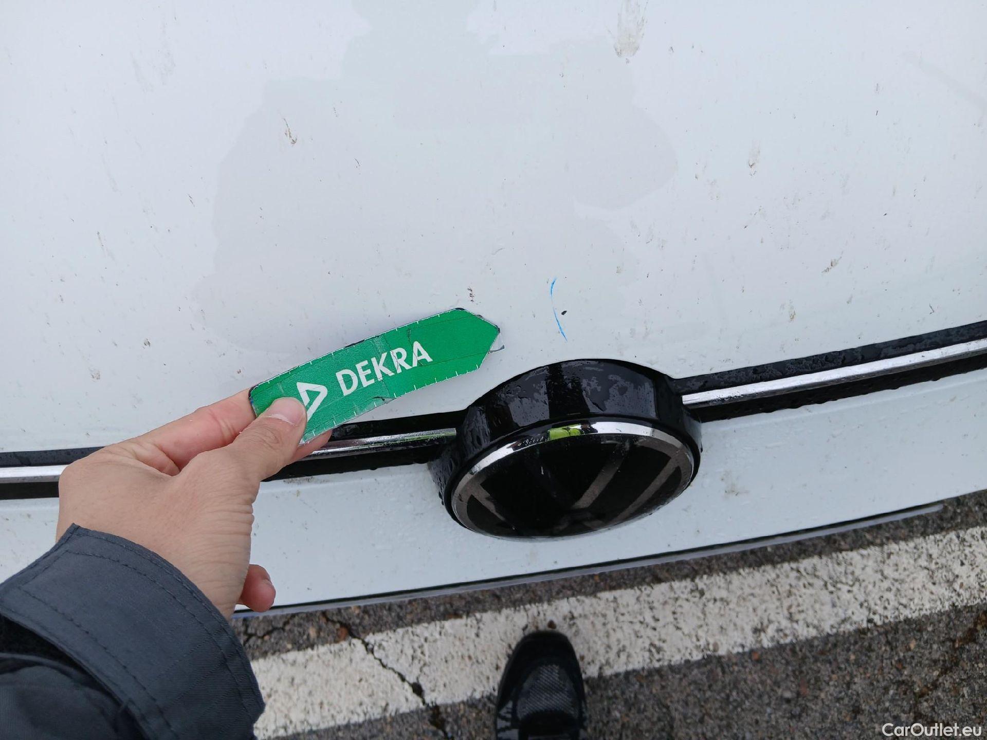  Volkswagen  Golf  VOLKSWAGEN / 2020 / 5P / familiar Life 2.0 TDI 85kW (115CV) Variant #5