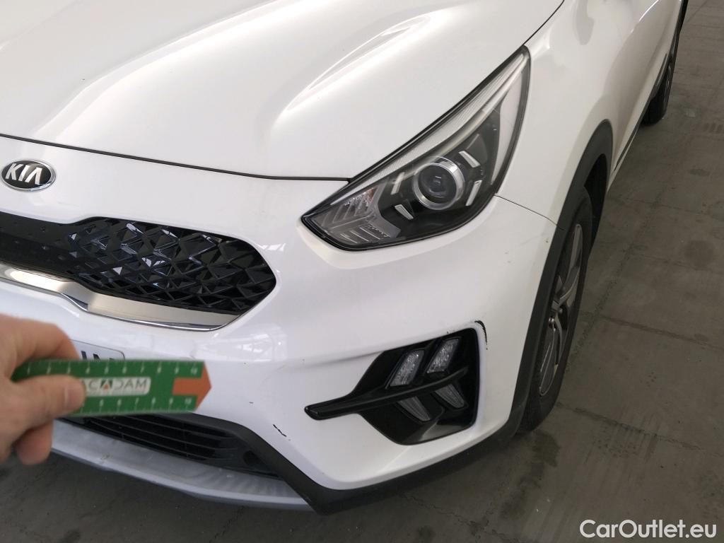  KIA  Niro KIA  / 2019 / 5P / crossover 1.6 GDi HEV 104kW (141CV) Drive #16
