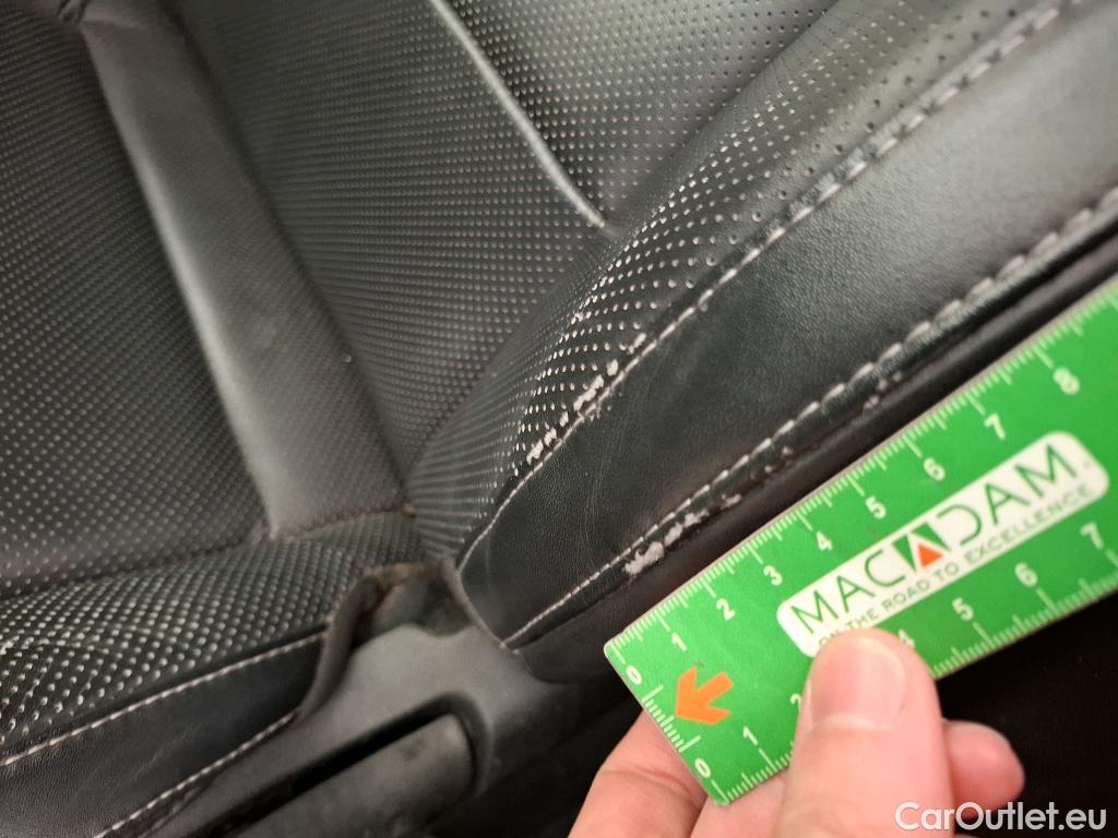  KIA  Ev6 KIA  / 2021 / 5P / SUV BEV 77.4 KWH AIR DESIGN #4