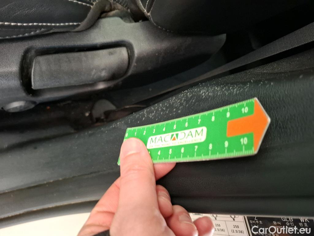  KIA  Ev6 KIA  / 2021 / 5P / SUV BEV 77.4 KWH AIR DESIGN #14