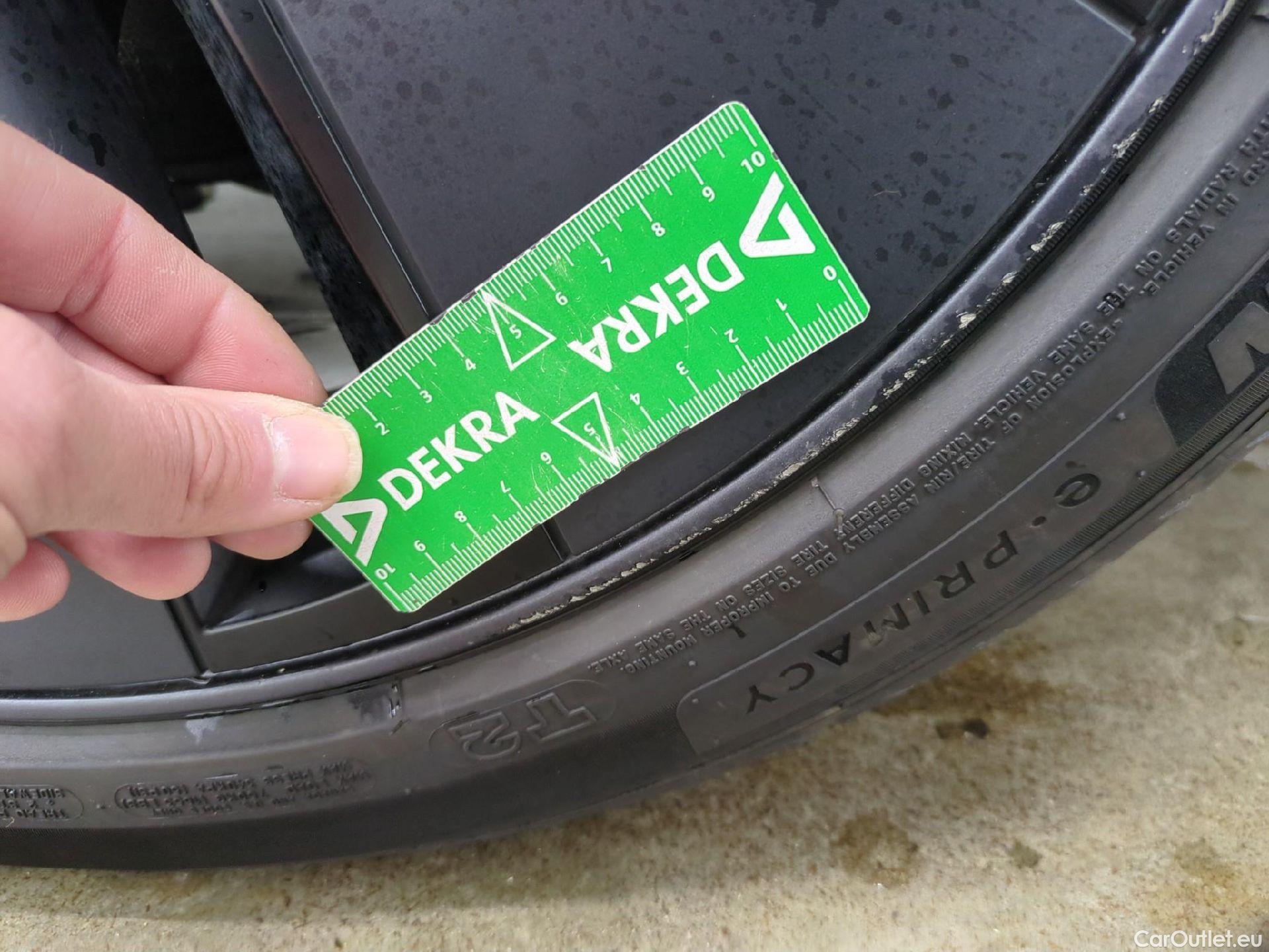  Tesla  Model 3 TESLA  / 2018 / 4P / Berline RWD #7