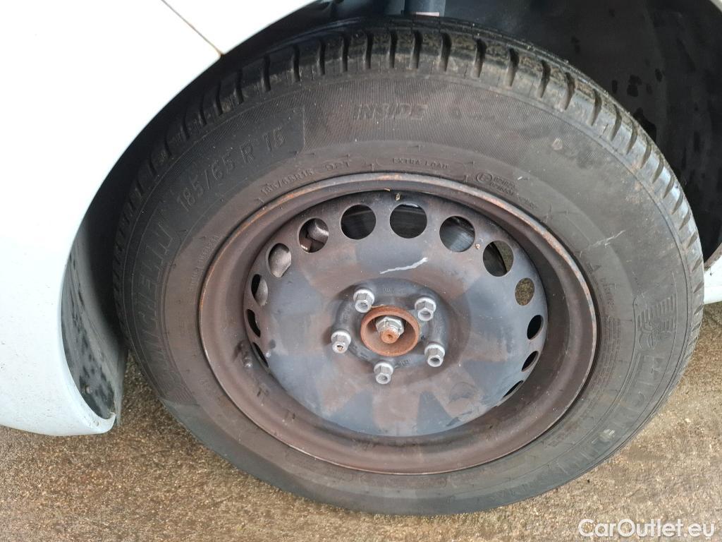  Renault  Zoe  Business 52kWh BVA #13