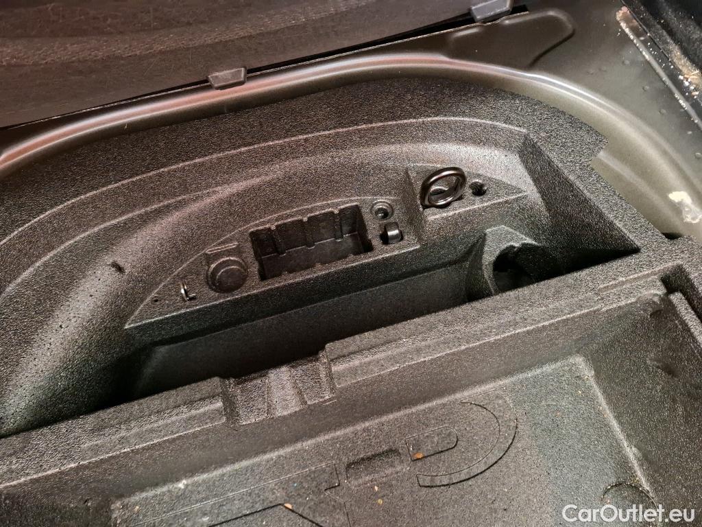  Skoda  Octavia  Berline Ambition 2.0 TDI 115CV BVA7 E6d #6