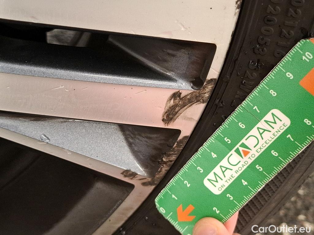  Renault  Megane  IV Berline 5 ptes. Evolution 1.5 dCi 115CV BVM6 E6d #7