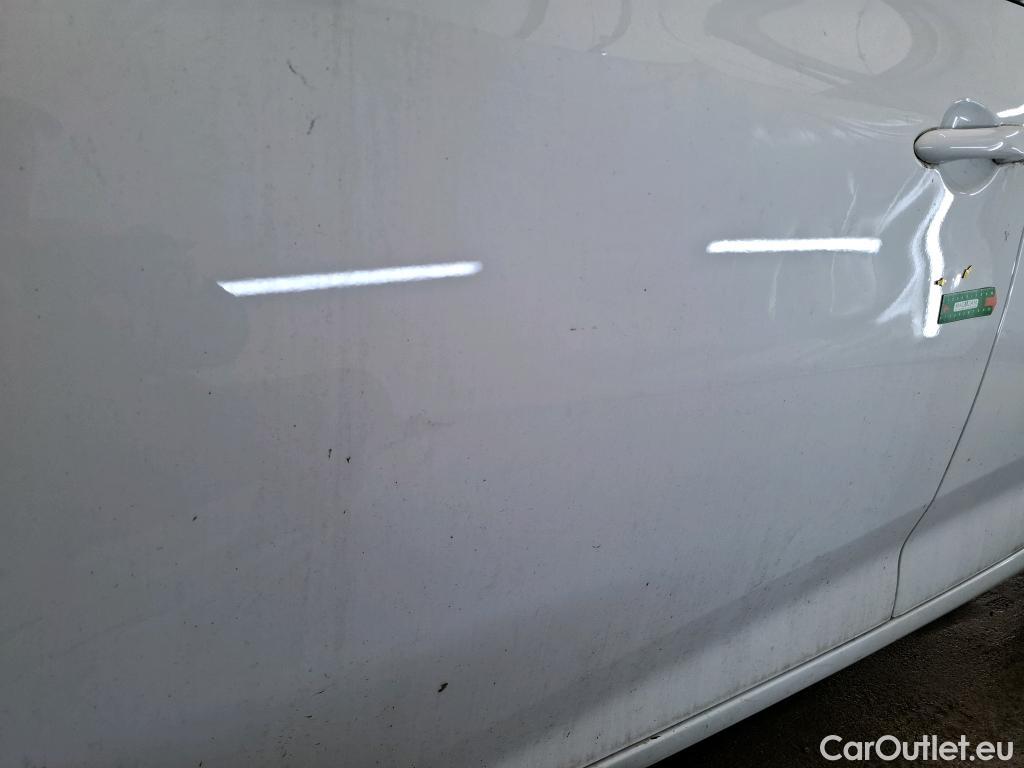  Renault  Zoe  Business 52kWh BVA #8