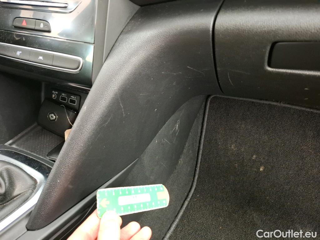  Renault  Megane  IV Berline 5 ptes. Evolution 1.5 dCi 115CV BVM6 E6d #19