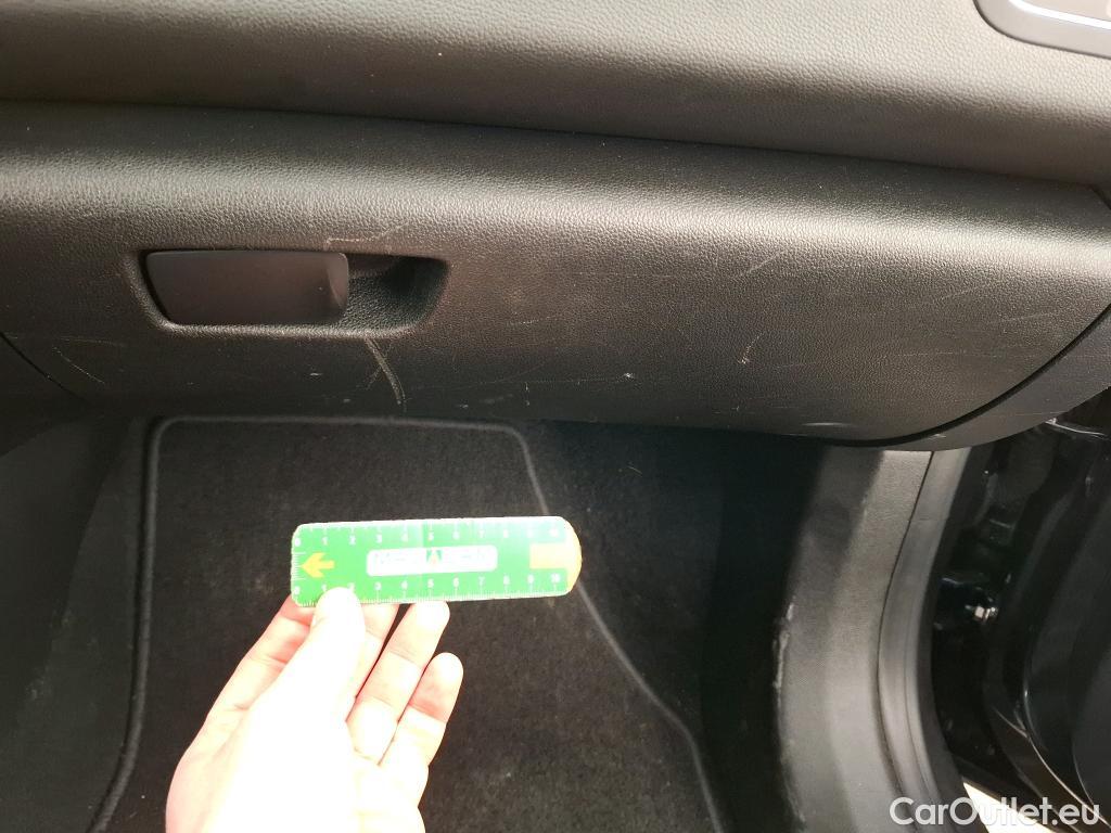  Renault  Megane  IV Berline 5 ptes. Evolution 1.5 dCi 115CV BVM6 E6d #16