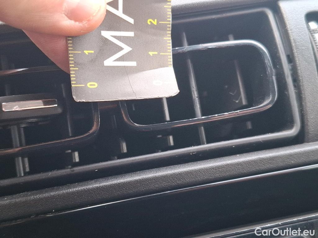  Citroen  C3  Feel Pack 1.2 PureTech 80CV BVM5 6E #13