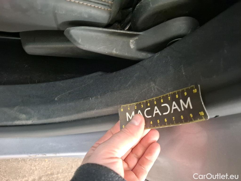  Peugeot  5008  GT 1.2 PureTech 130CV BVA8 7 Sieges E6d #52